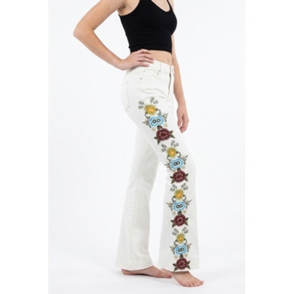 Ashley Mason Jeans Women 3/26 White Bootcut Embroidery Floral Boho Cottage Gypsy
